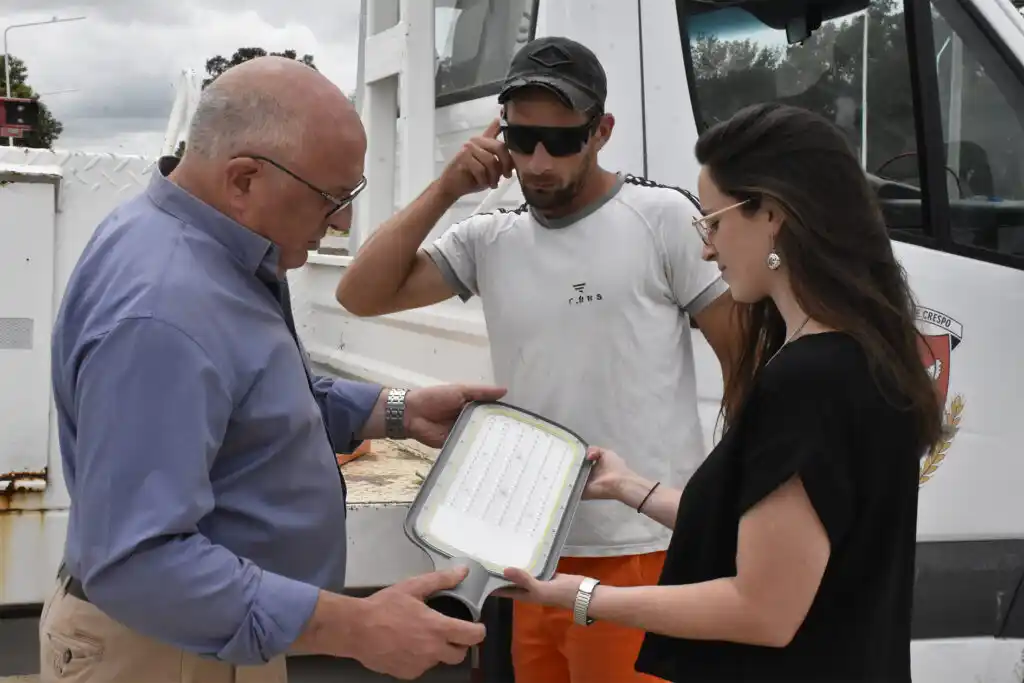 Transformación del acceso Libertad con la instalación de 35 luminarias