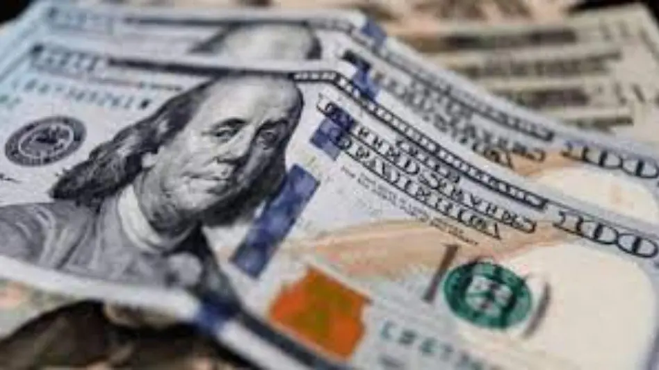 "No hay que alarmarse por el dólar blue, son maniobras especulativas"