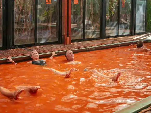 Termas de Luro en Villarino: Aguas rojizas y milenarias con altas propiedades terapéuticas