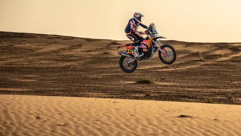 Kevin Benavides va por el tricampeonato en el Dakar.