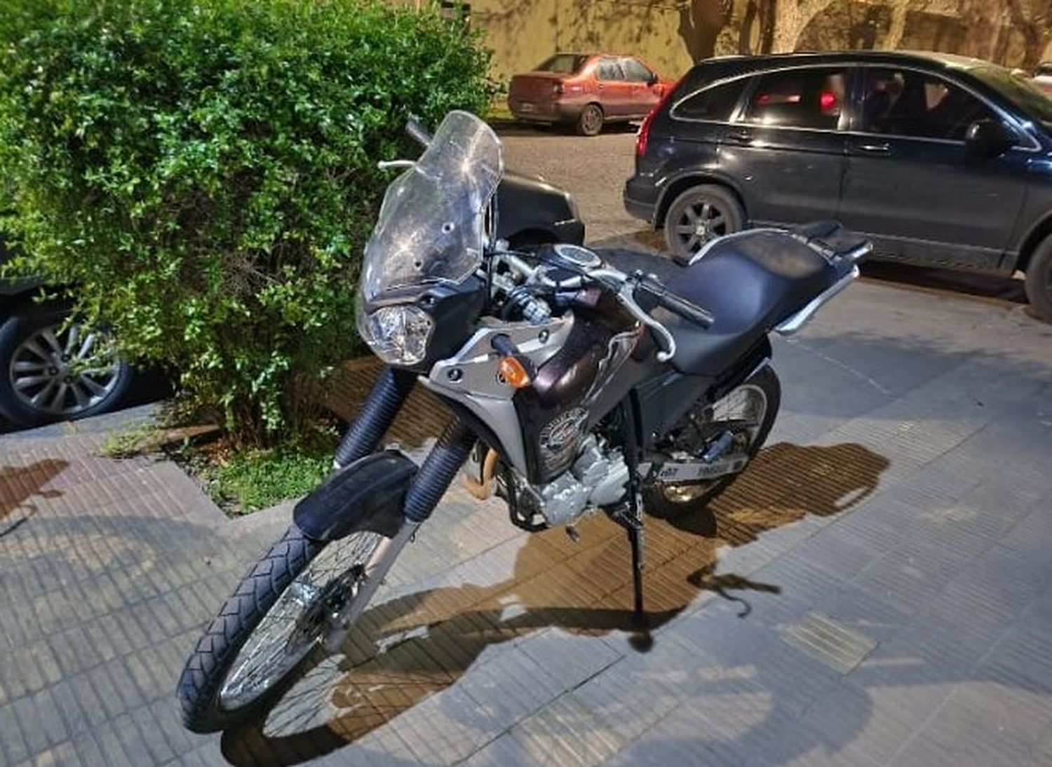 Entre los vehículos recuperados se encuentra una Yamaha Tenere ADV, que tenía un pedido de secuestro emitido por la Policía de la Ciudad (CABA).