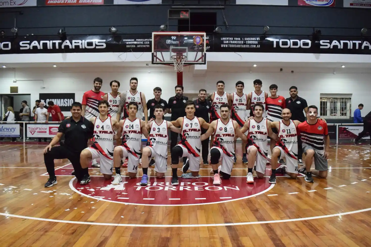 El plantel que devolvió al club al plano nacional