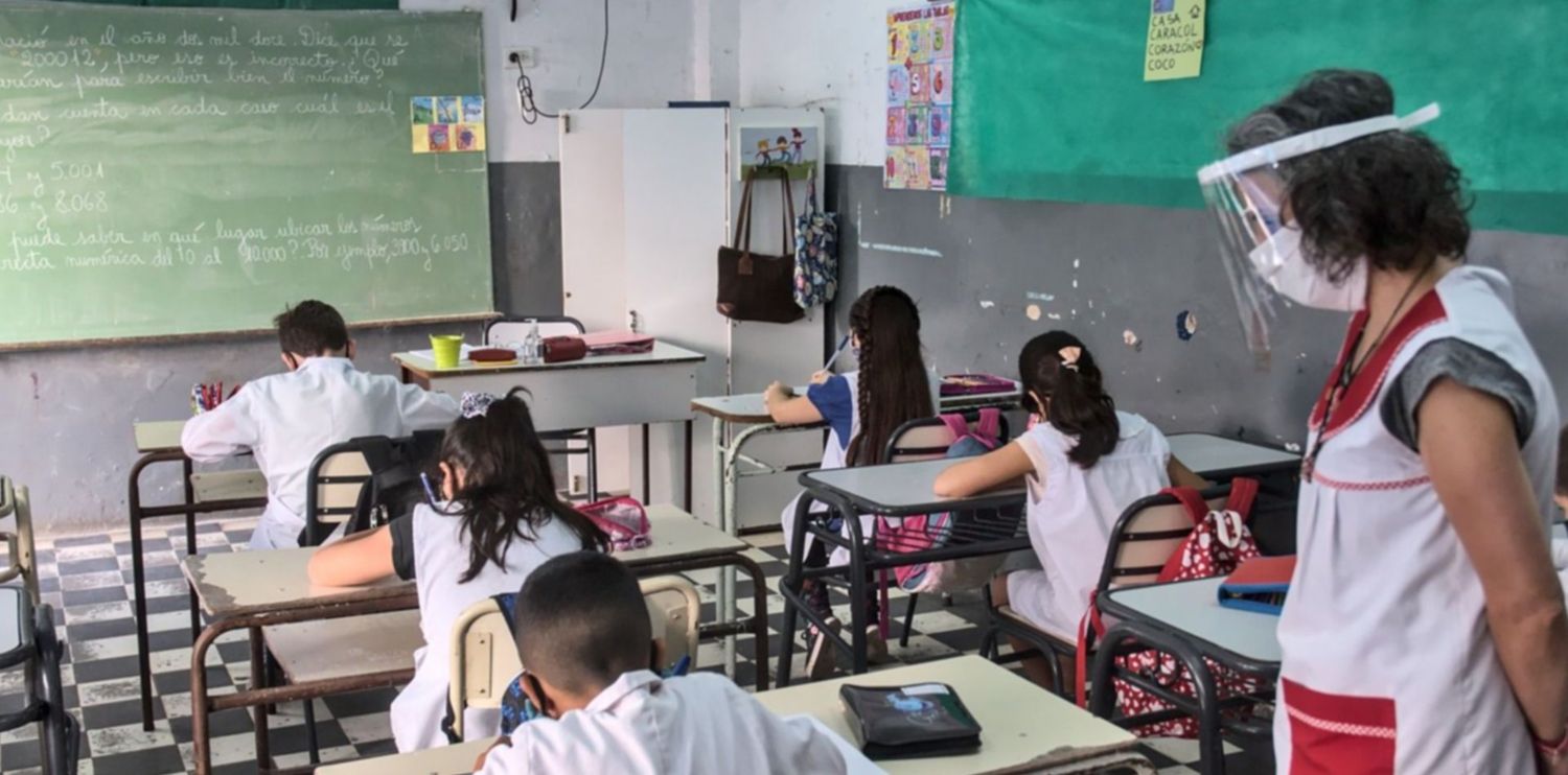 ¿Pase sanitario escolar?: Discutirán la obligatoriedad de la vacuna para el inicio de clases