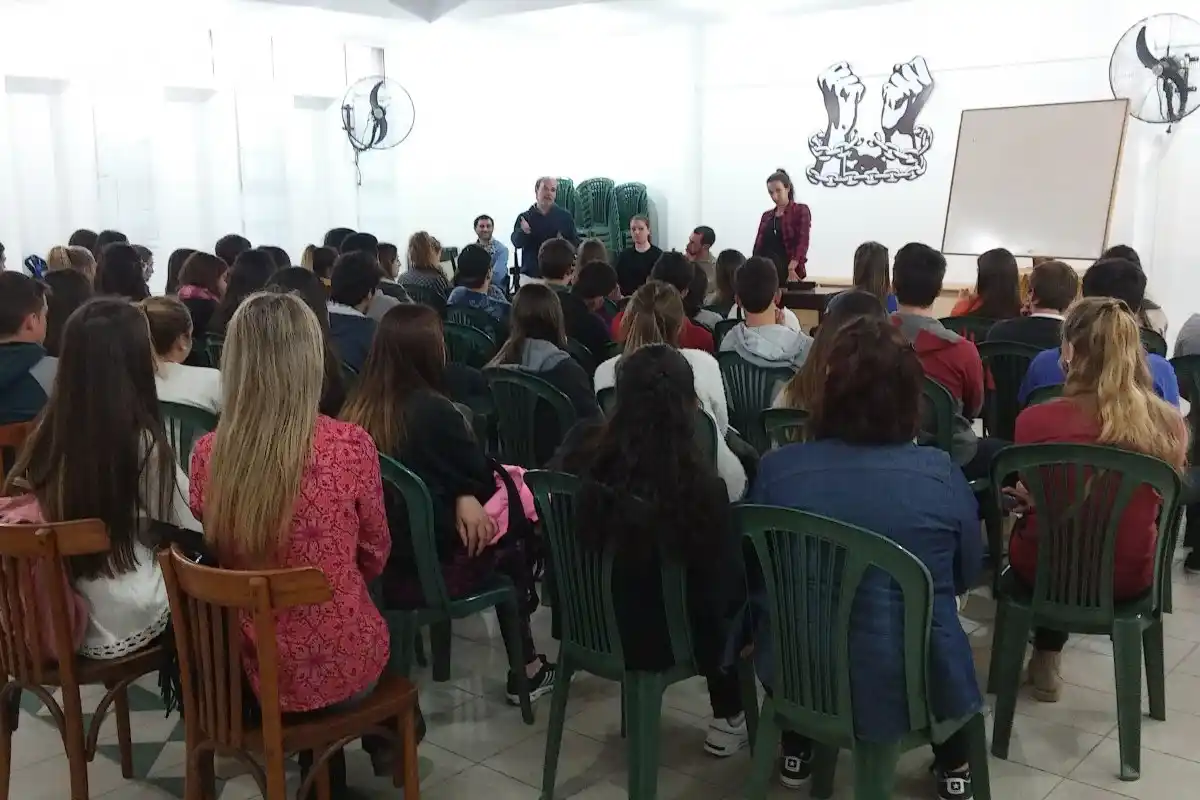 UBA XXI: con más de 100 estudiantes comenzó el segundo cuatrimestre