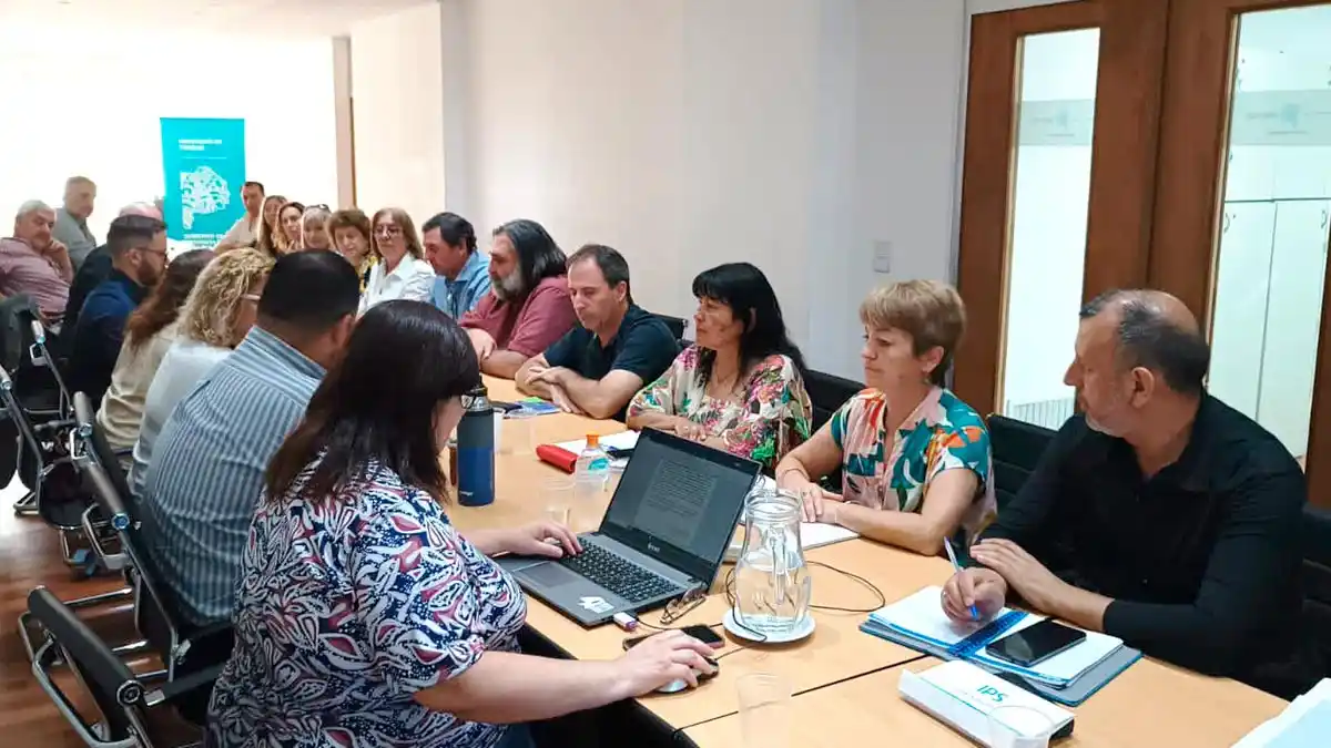 La reunión será para la revisión de la paritaria vigente.