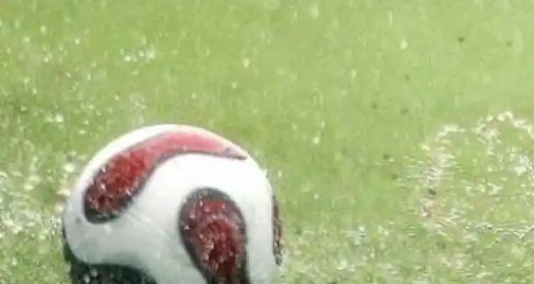 Fútbol suspendido