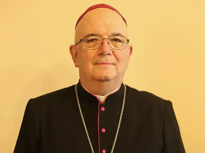 Obispo. Ernesto Giobando