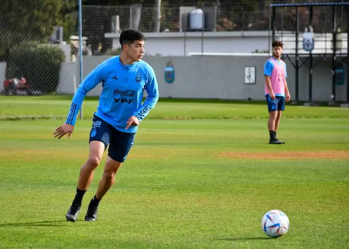 Defensa vendió a Malatini al Werder Bremen y se perderá el Preolímpico