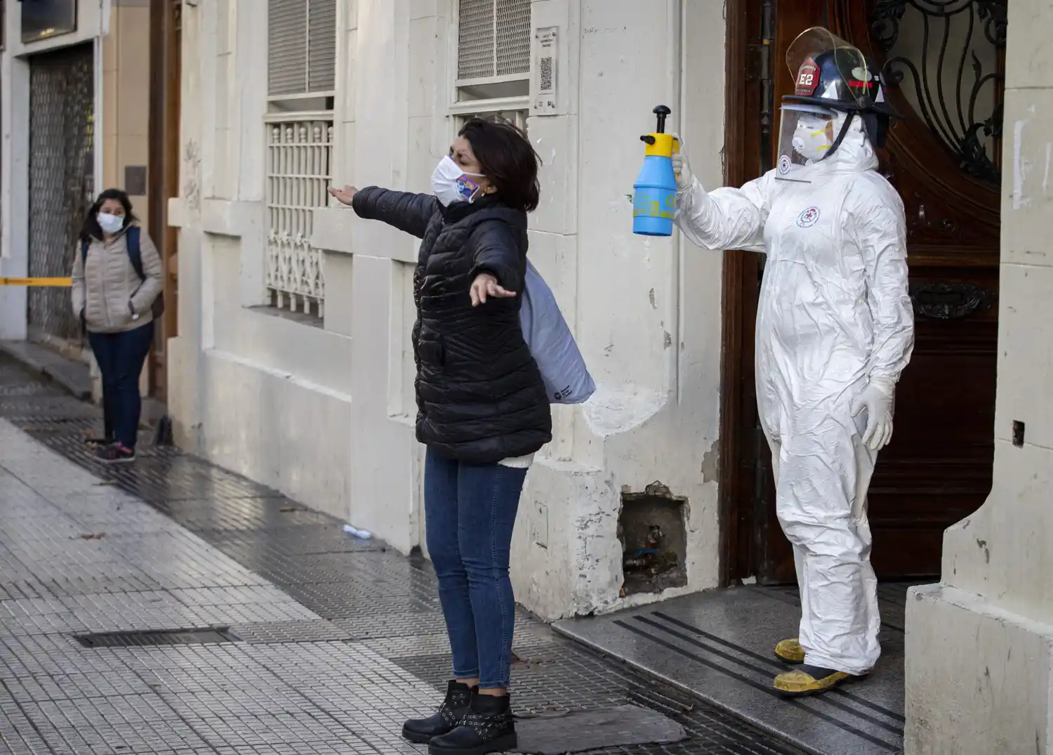 Reportan un caso positivo más de coronavirus en Entre Ríos