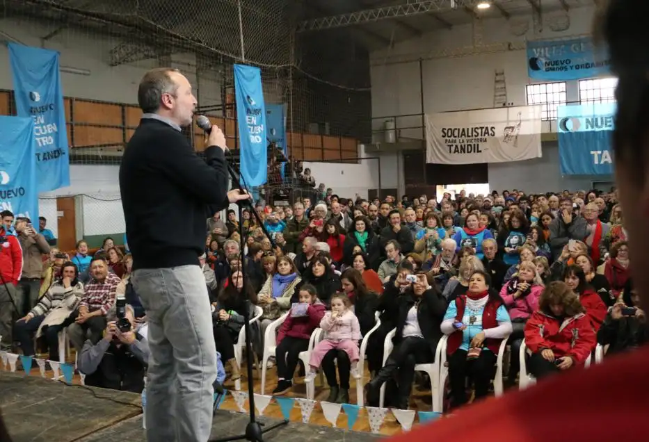 Sabbatella  llamó a la unión contra “el modelo  de ajuste” de Macri