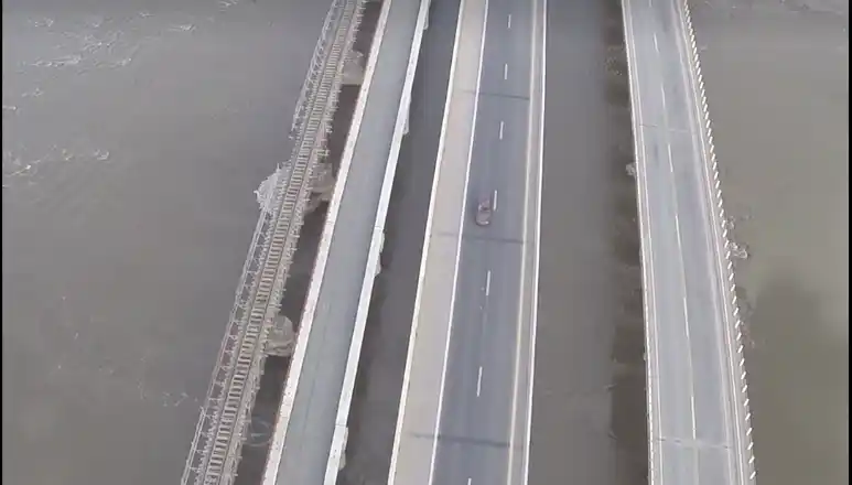Difunden imágenes del puente ferroviario que recorrerá el tren