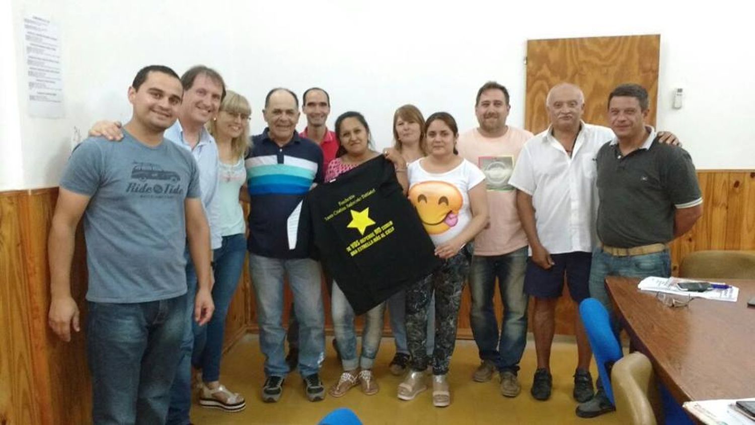 Estrellas amarillas para generar conciencia y mitigar el dolor