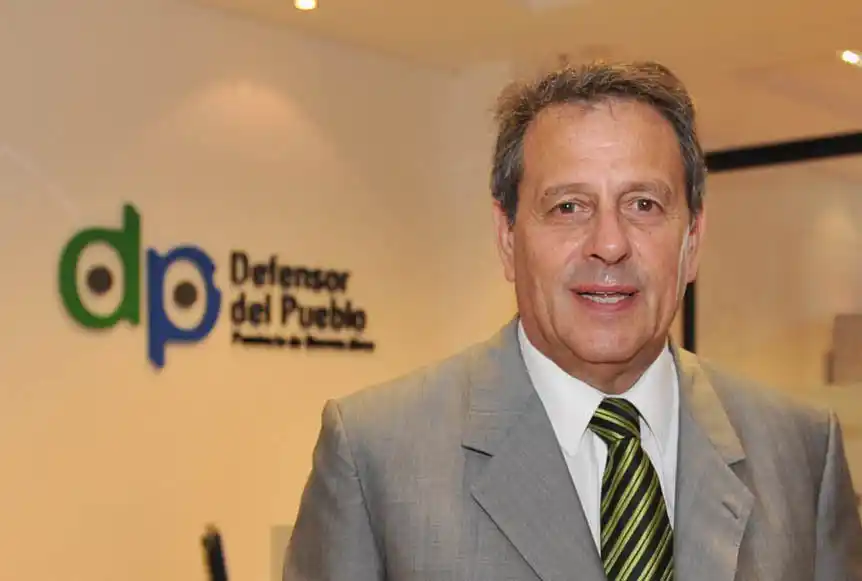 El Defensor del Pueblo convocó al gobierno y docentes para destrabar el conflicto