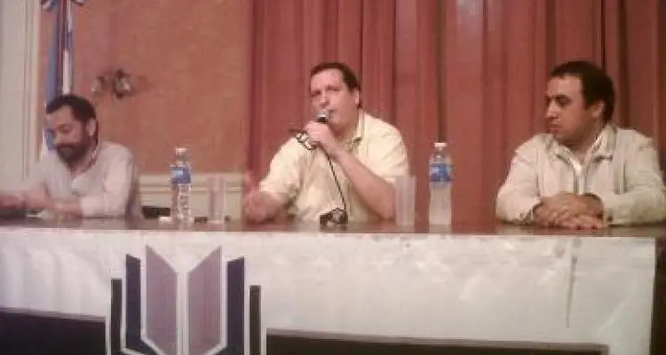 Feria del Libro: Hernán Brienza disertó a sala llena