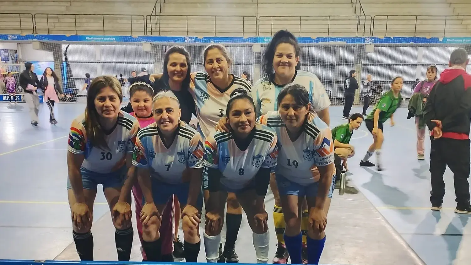 El certamen se disputa en el Microestadio Municipal.