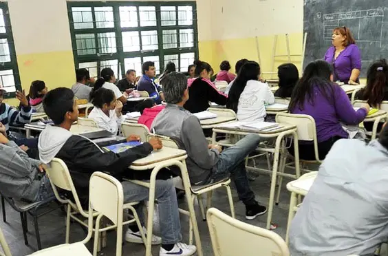 Educación ondulante: deconstruir la escuela para dar paso a lo nuevo