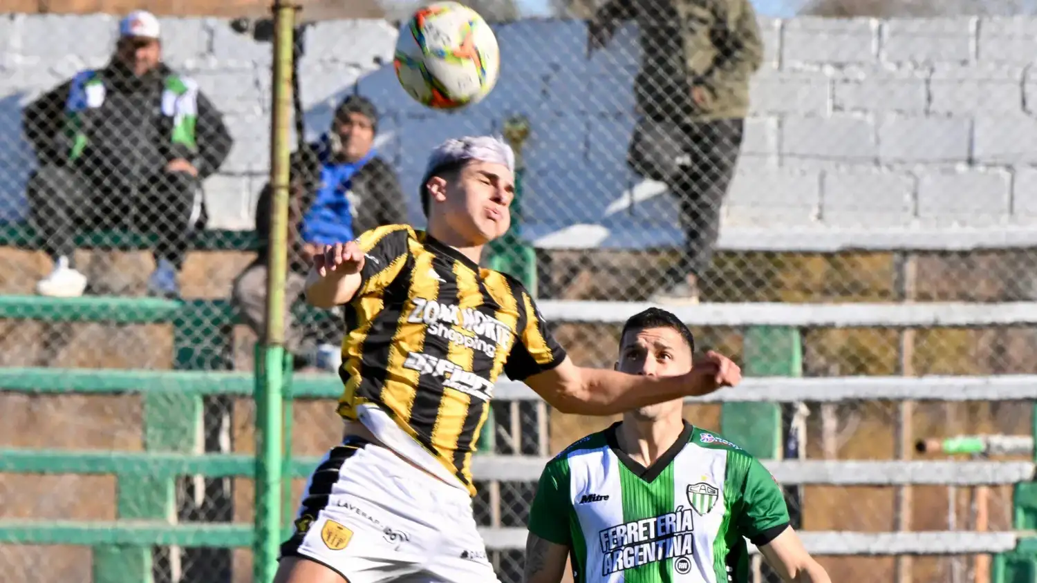 FOTO DANIEL FELDMAN / DIARIO JORNADA Labaroni, en su último partido en Santamarina.