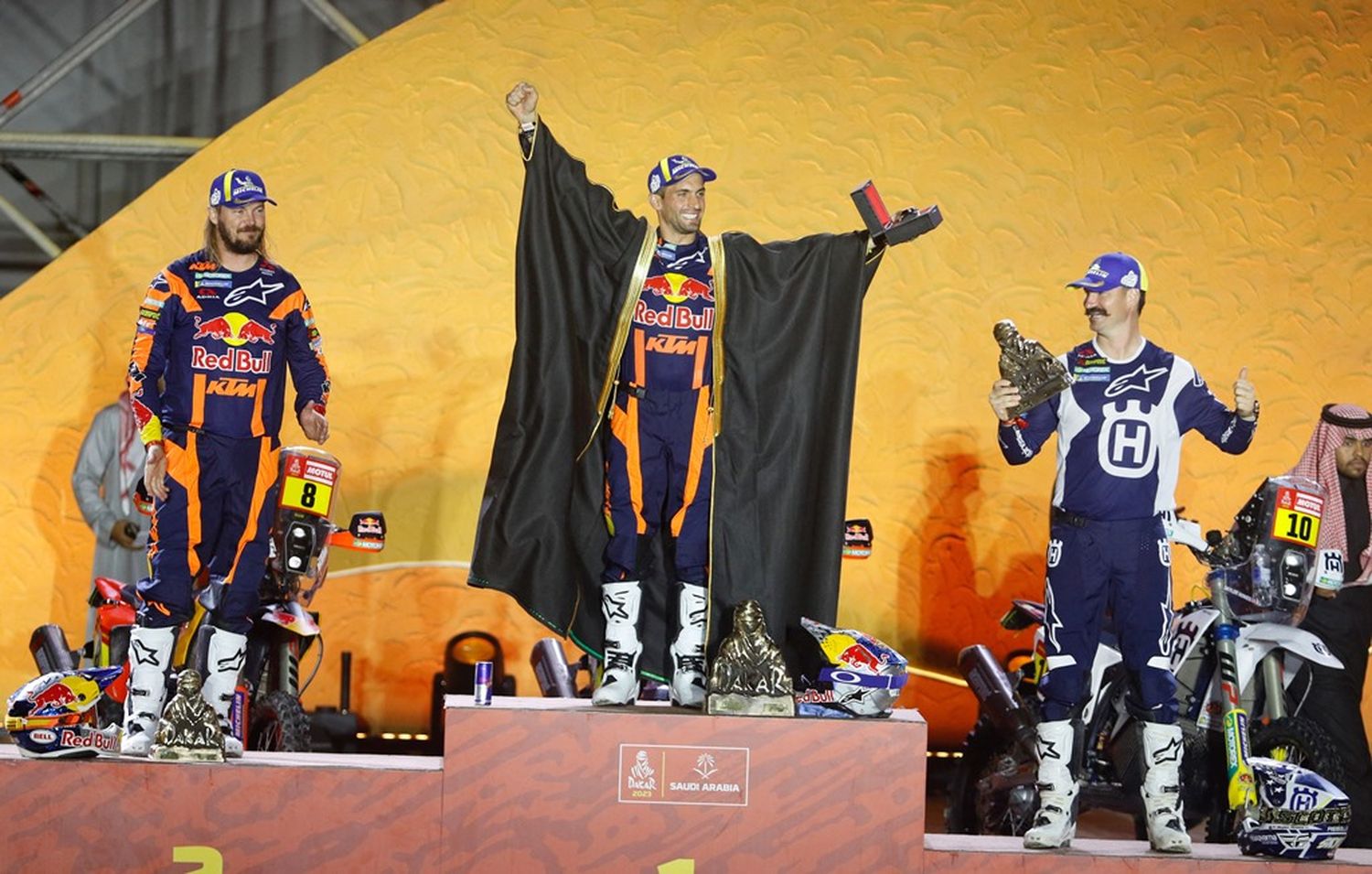 Kevin Benavides volvió a consagrarse campeón en motos