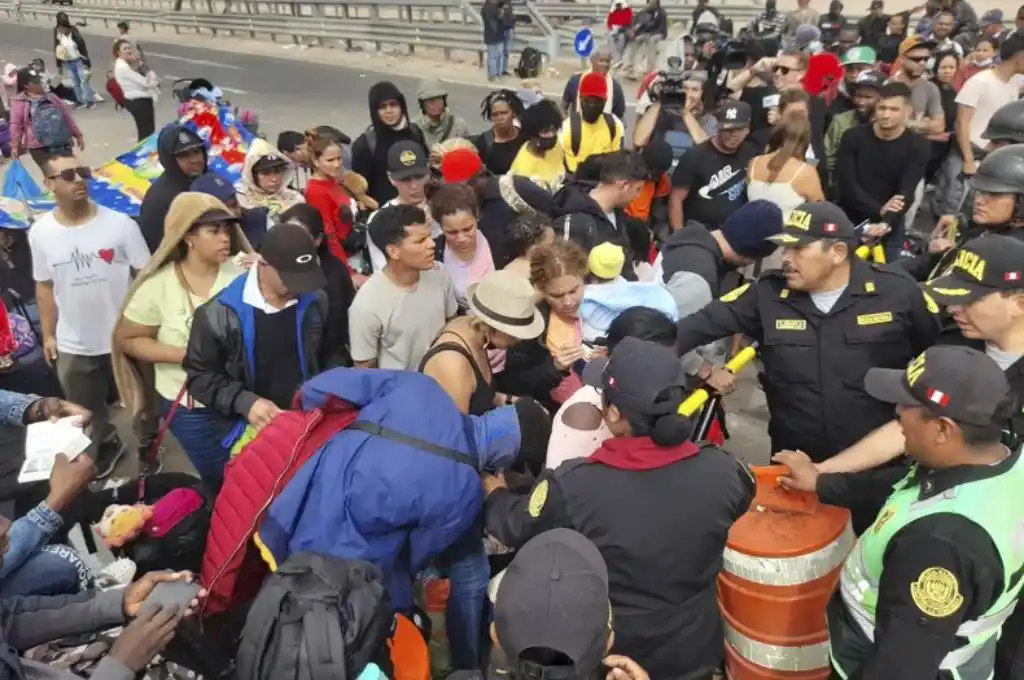 Ante la crisis migratoria con Chile, Perú militarizó sus fronteras por 60 días
