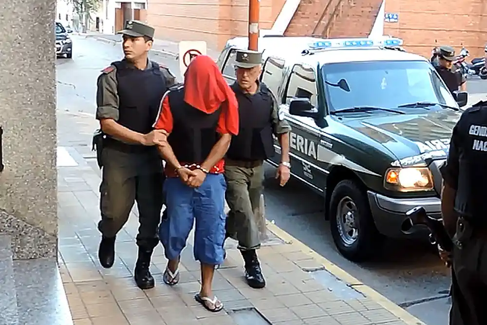 El detenido por las dos toneladas de marihuana quedaría en la UP4