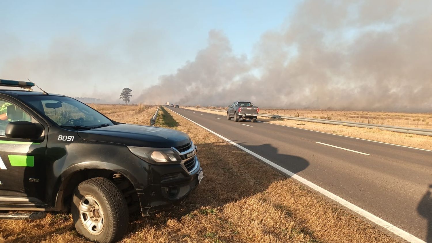 Trabaja Policía de Seguridad Vial en el lugar. Crédito: Bomberos Voluntarios.