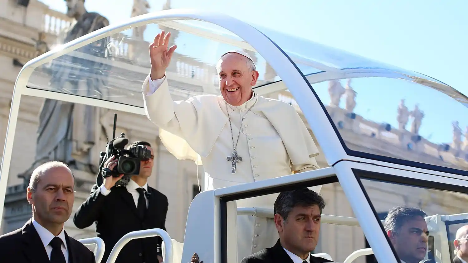 No habrá cambios en la seguridad del Papa tras la amenaza del EI