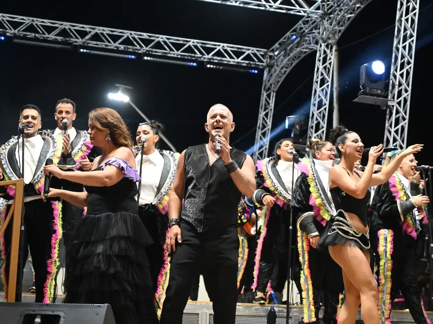 Furia del Oeste, la banda de Papelitos, ganó el premio a Mejor Música del Carnaval