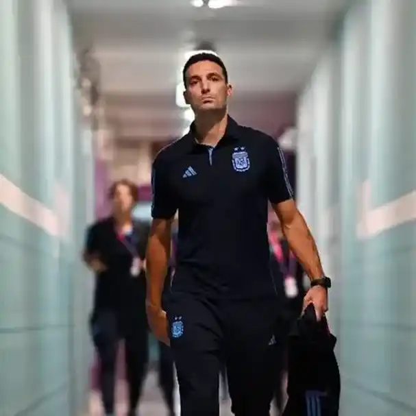 Scaloni confirmó los 11 jugadores argentinos que jugarán la final ante España