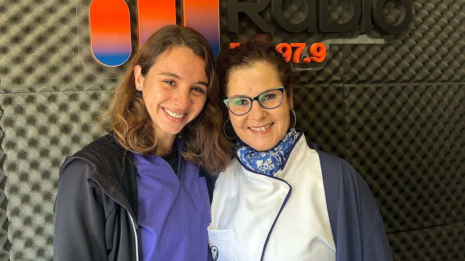 En Ecos Radio. Adriana Kin y Julieta Ciccimarra