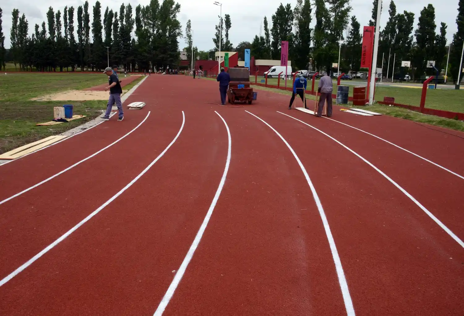 “Estamos trabajando a todo vapor”, expresó Julián Peralta.