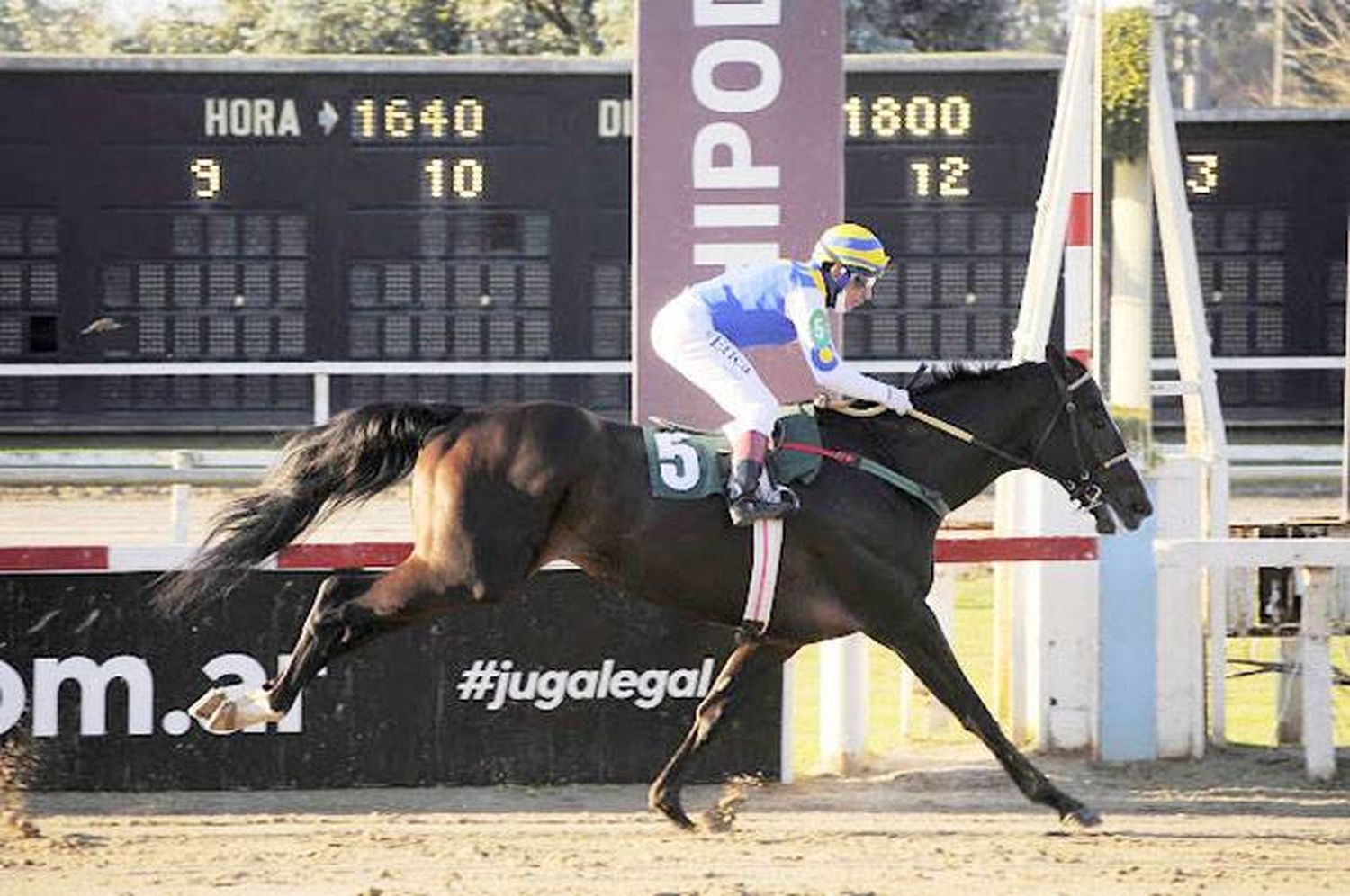 A Sandino Ruler, Ignacio Correas me lo devolvió 10 puntos