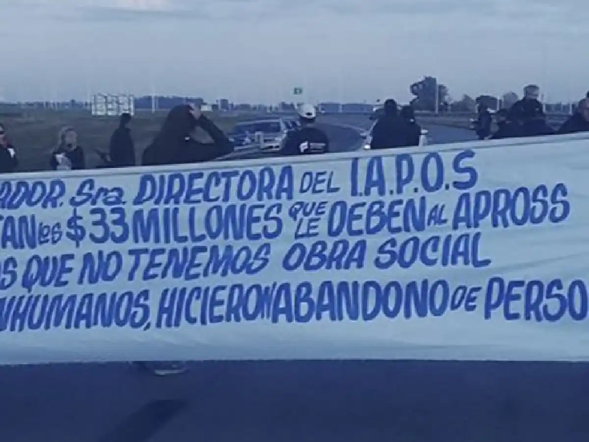 Frontera: trabajadores municipales cortan ruta por la obra social 