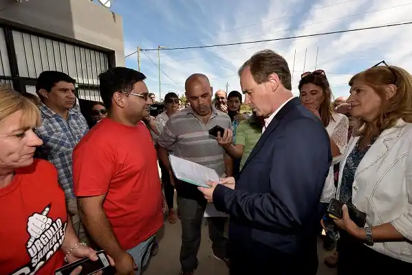 El gobernador Bordet a los docentes: “Son tiempos de acuerdos"