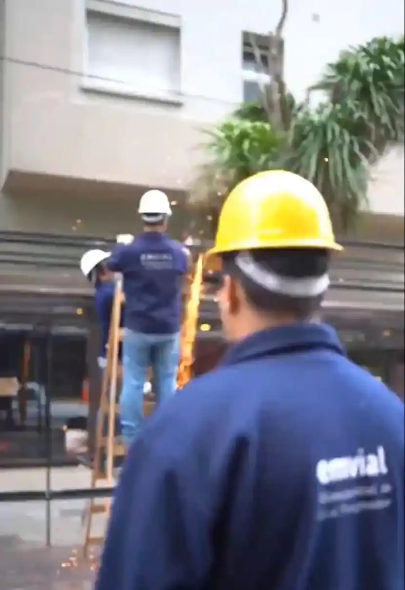 Inspección General realizando el desarme de decks.