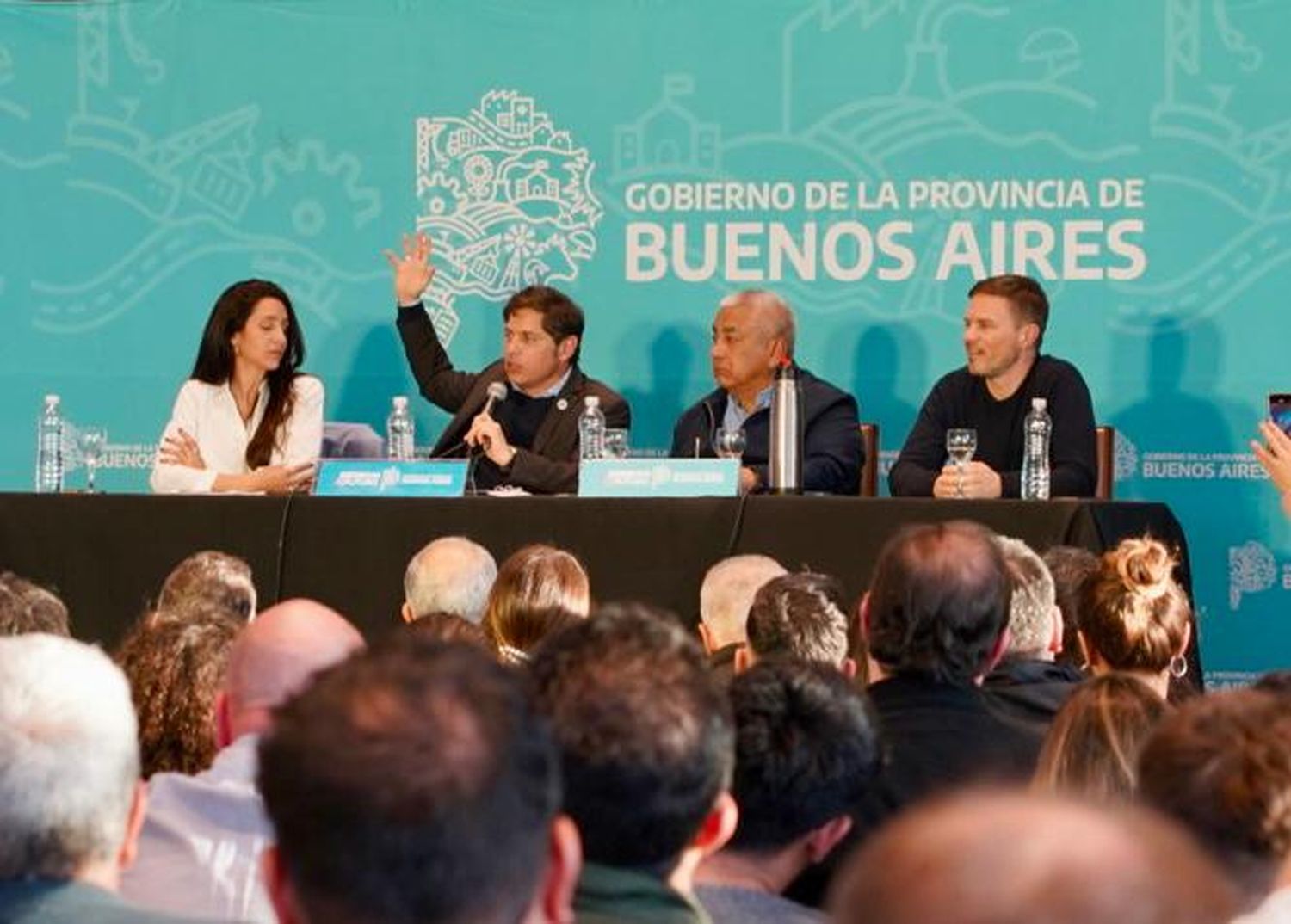 Kicillof de campaña en la segunda sección: Pidió por la concreción del canal de Magdalena