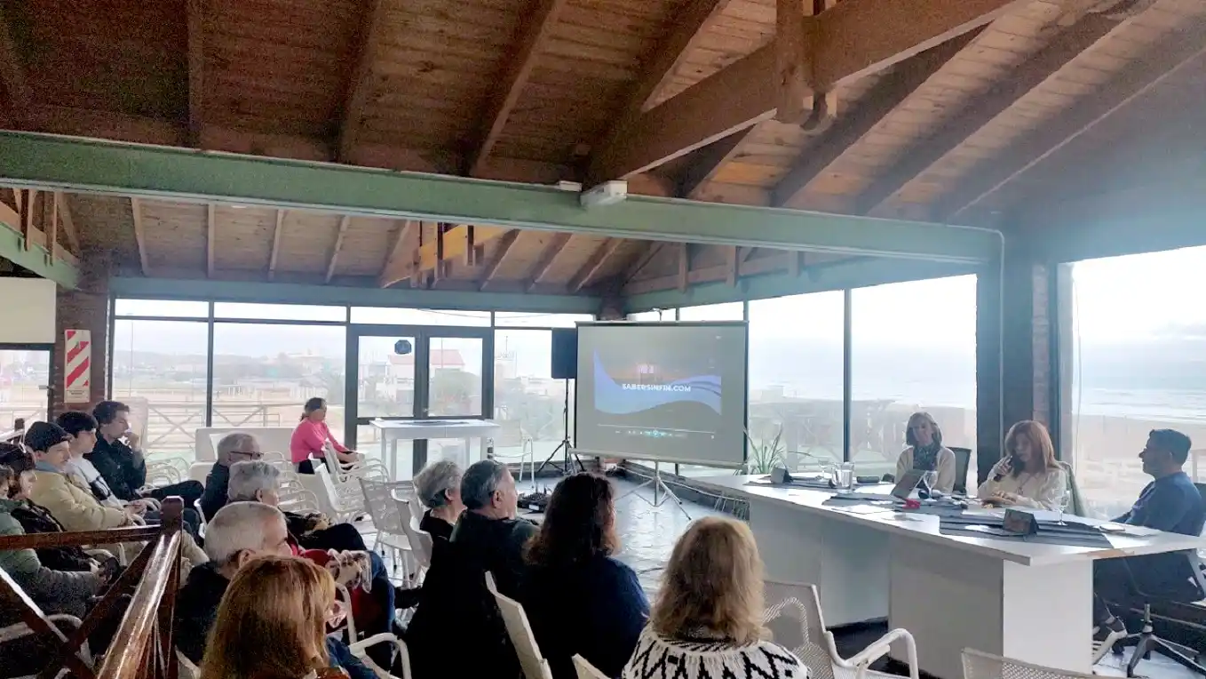 Jornada literaria en la Secretaría de Turismo, ubicada en avenida 2 y 87