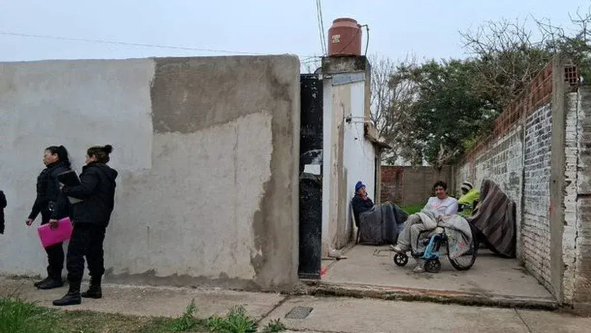 La dueña del geriátrico del horror sigue prófuga y ya había sido imputada por estafas a adultos mayores