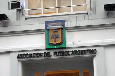 Avanza la investigación del caso Sur Finanzas: la justicia allanó a la AFA y a varios clubes