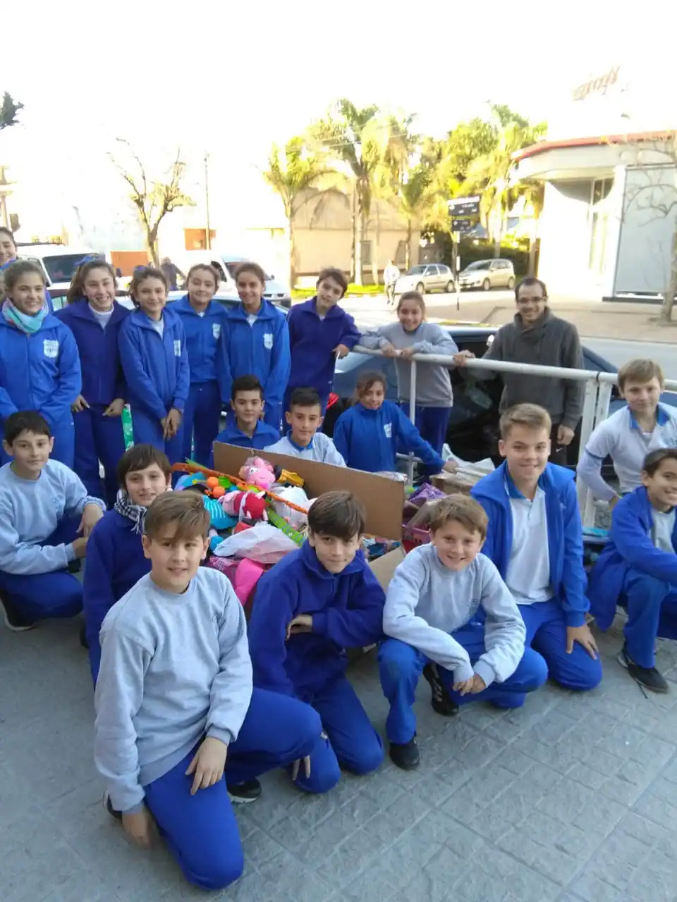 Promueven el valor de dar como una forma de agradecer lo que se recibe