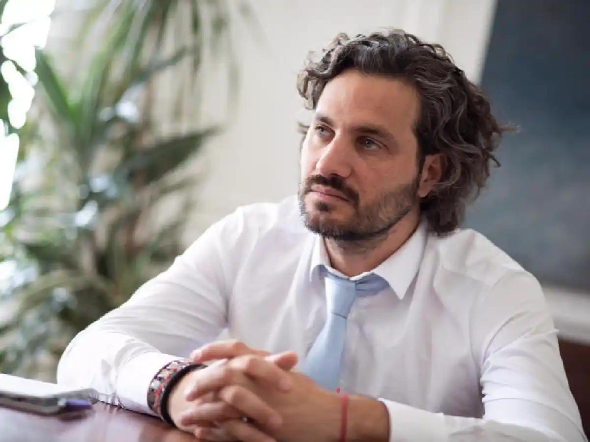 Cafiero: "no puede haber jubilados de 300.000 pesos y otros de 14.000 pesos"