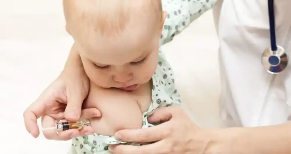 Antivacunas: una provincia enjuició a una decena de adultos que no inmunizaban a sus hijos