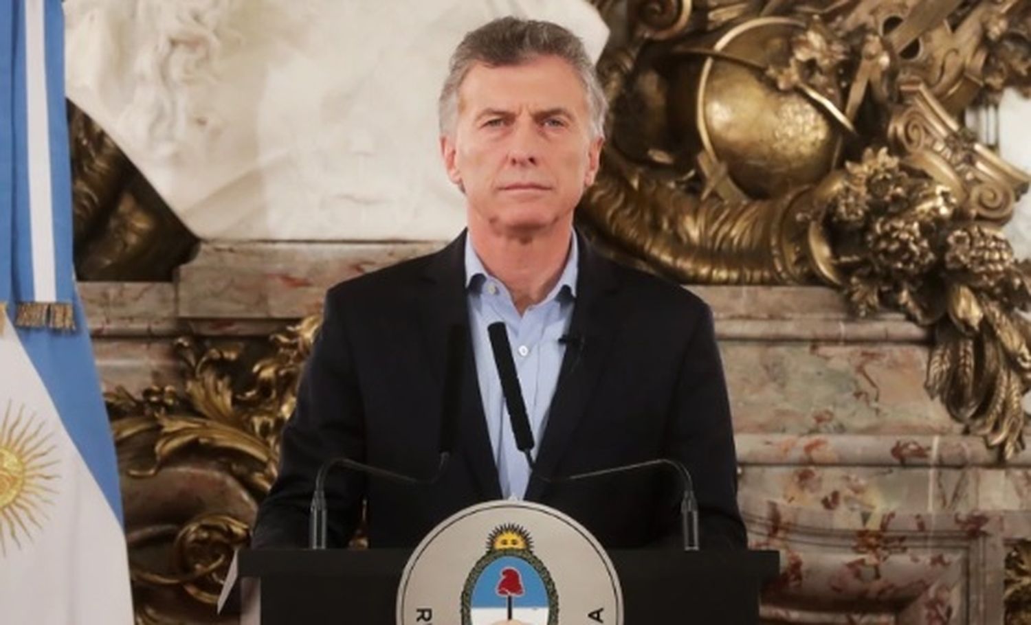 Macri decretó 48 horas de duelo por la muerte de Olivares