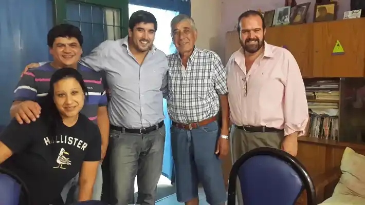 Fuertes estuvo en Gualeguaychú y se sacó fotos con Maya y Enchoz 