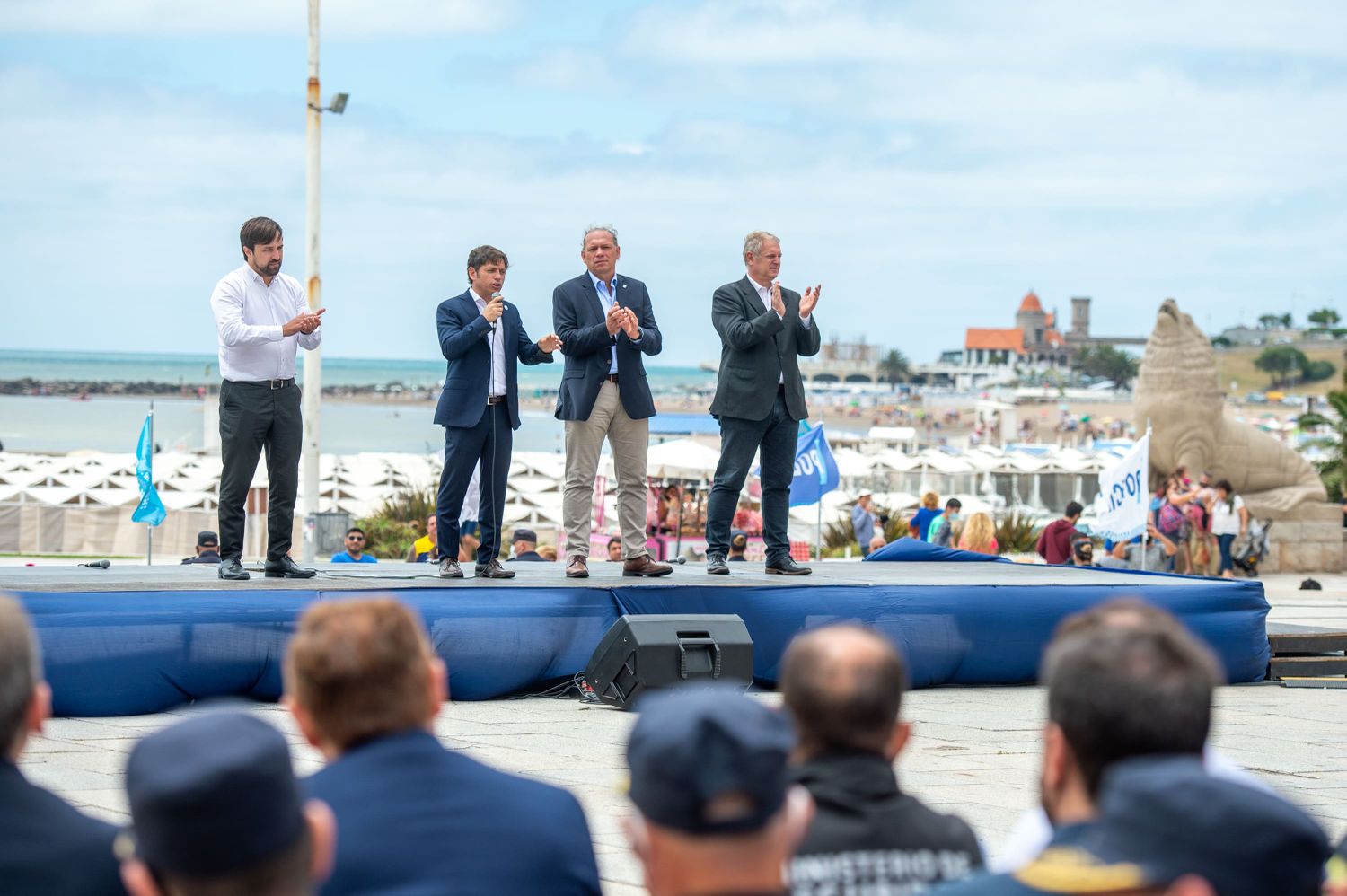 Kicillof cumple agenda en Mar del Plata