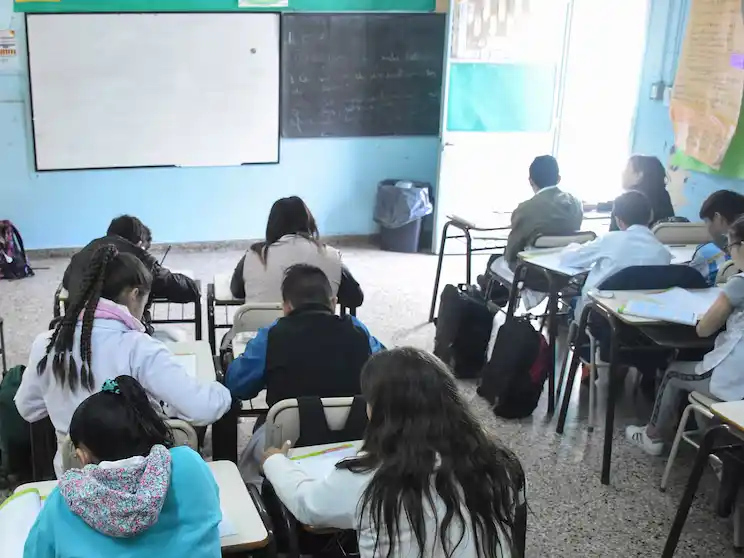 Más de la mitad de las intervenciones del Área de Niñez y Adolescencia fueron pedidas por escuelas