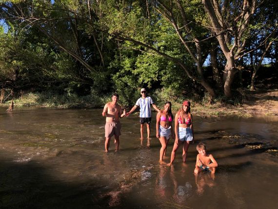 Una tarde en el arroyo de Gardey: agua, fogones y “una tranquilidad especial”
