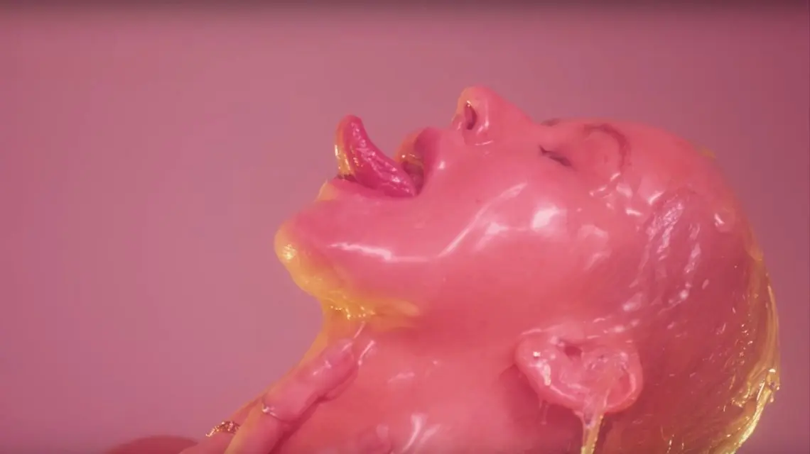 Mirá «Accelerate», el video más hot de Christina Aguilera