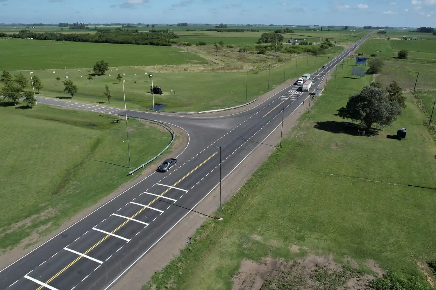 Hernán Y Zurieta celebró la finalización de la repavimentación de la Ruta Provincial N° 30