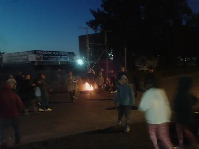 Quilmes: Por los robos no hay colectivos y los vecinos protestaron
