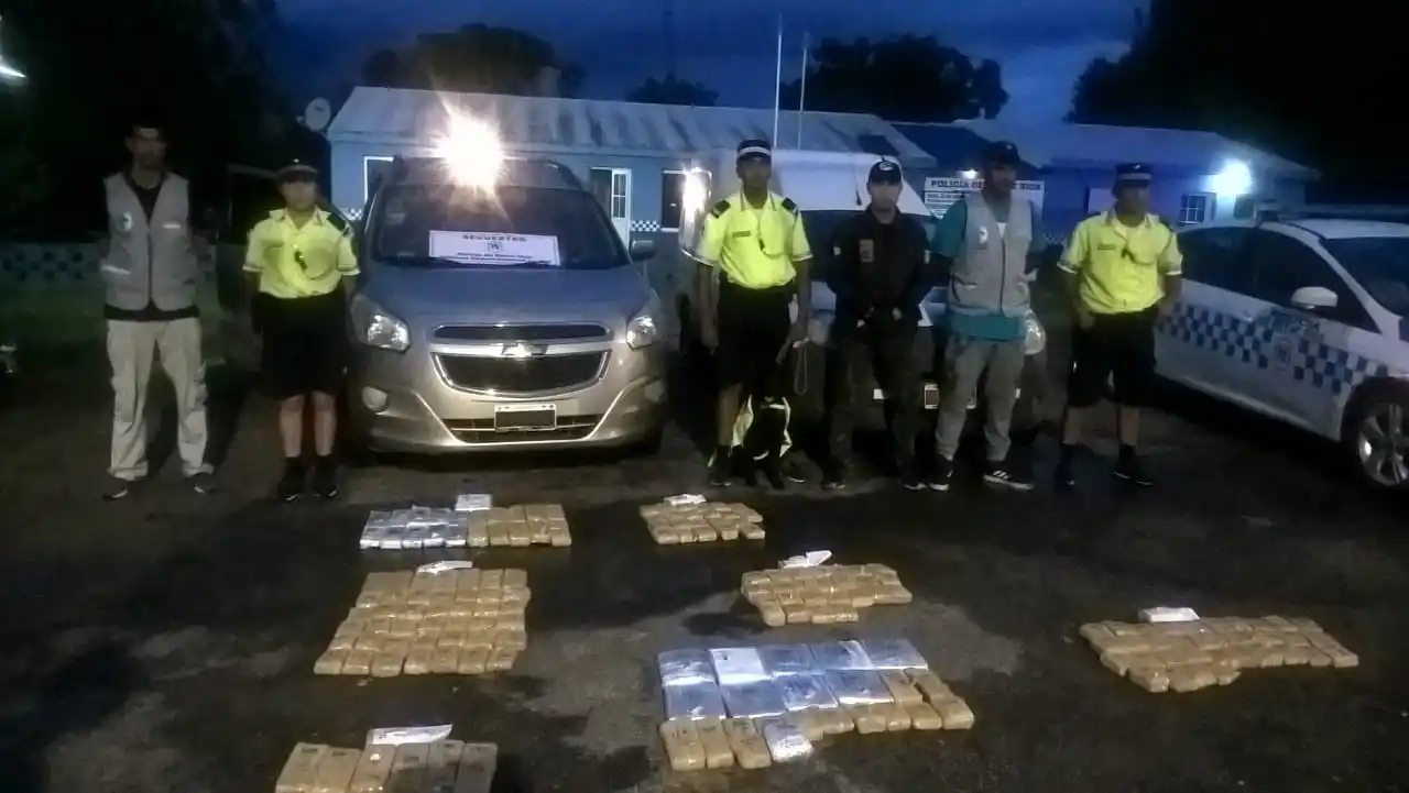 La Policía secuestró doscientos panes de marihuana